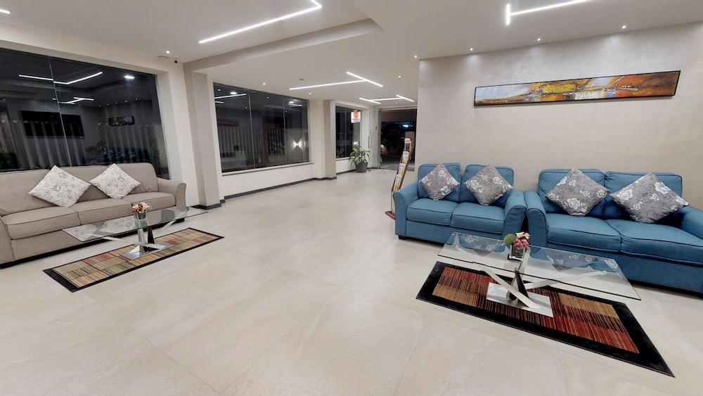 37Th Crescent Boutique Suites 班加罗尔 外观 照片